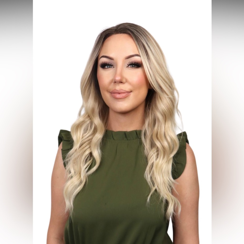 Chelsey Smith Lola Luxe